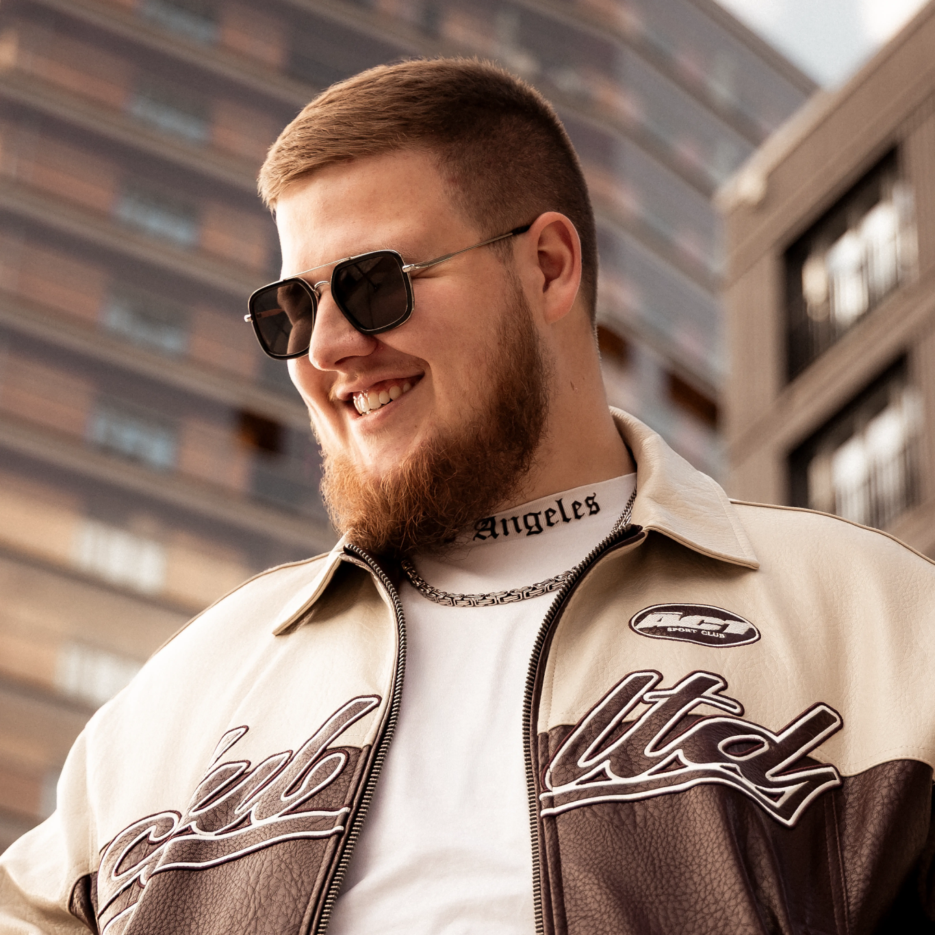 Portrait von Fotograf Ben Bühl mit ruhiger Ausstrahlung