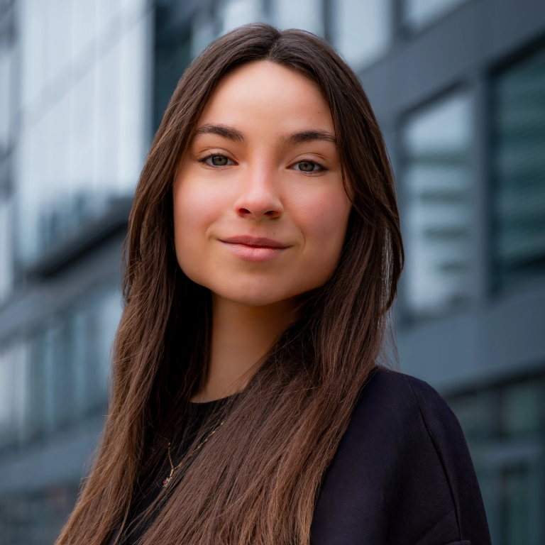 Bewerbungsfoto Portrait mit freundlichem Gesichtsausdruck
